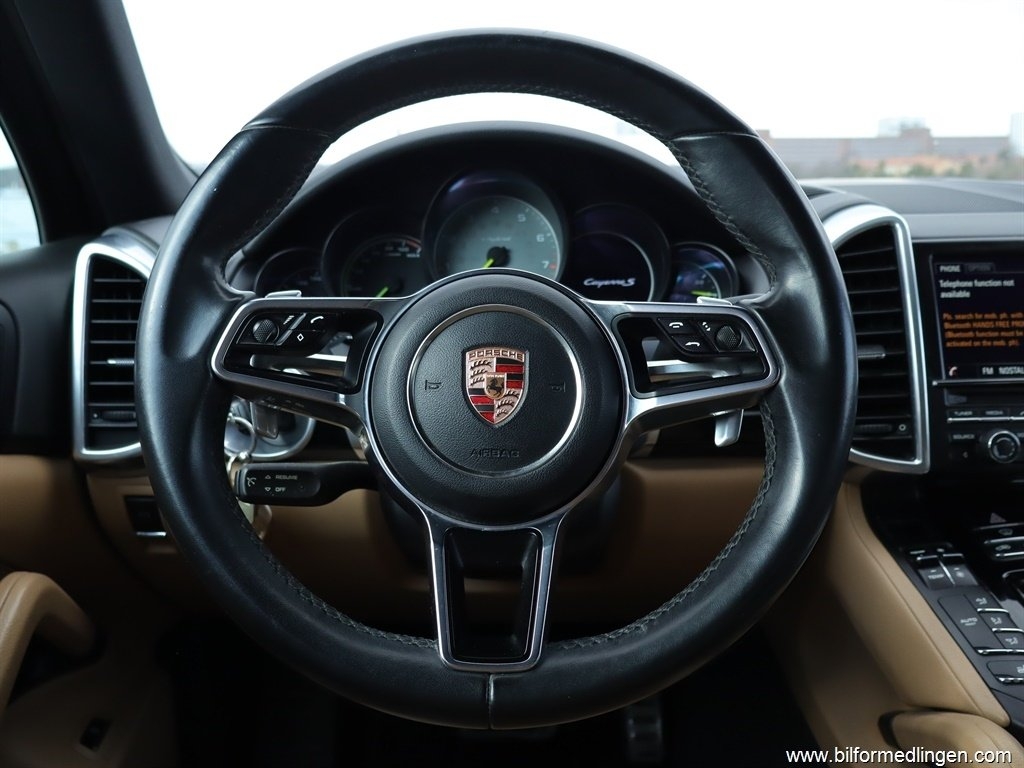 Porsche Cayenne S E-Hybrid 3.0 AWD 416hk 2015, kuva 6/10