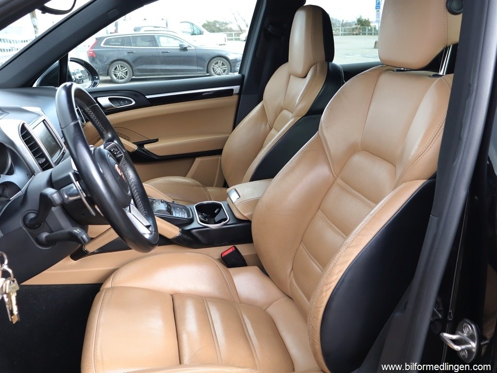 Porsche Cayenne S E-Hybrid 3.0 AWD 416hk 2015, kuva 5/10
