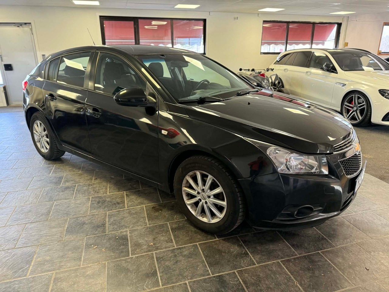 Chevrolet Cruze Halvkombi 1.6 2012, bild 3/10