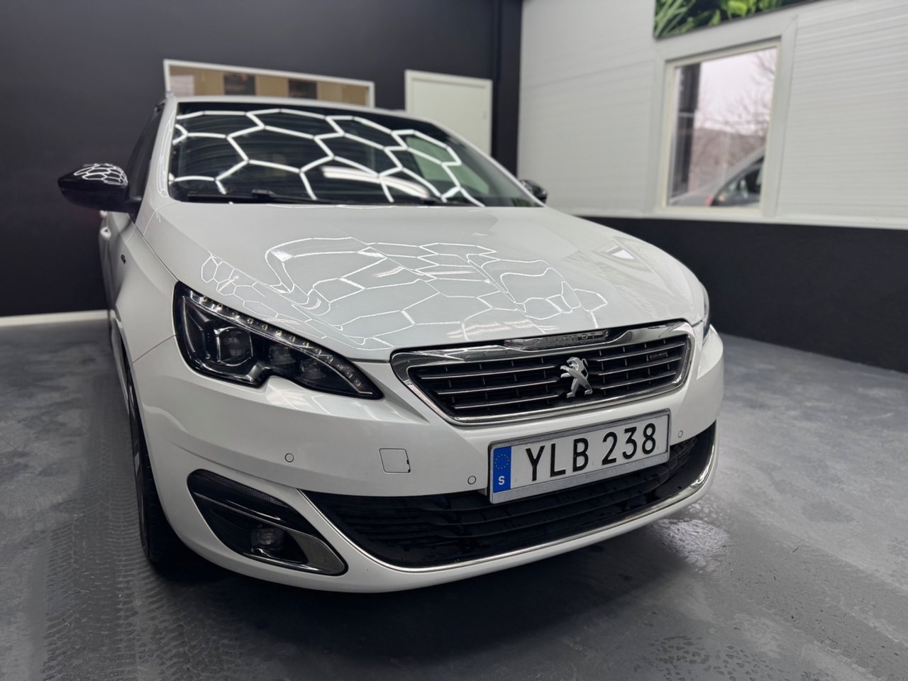 Peugeot 308 SW 1.2 PureTech 130 GT-Line 2015, bild 5/10