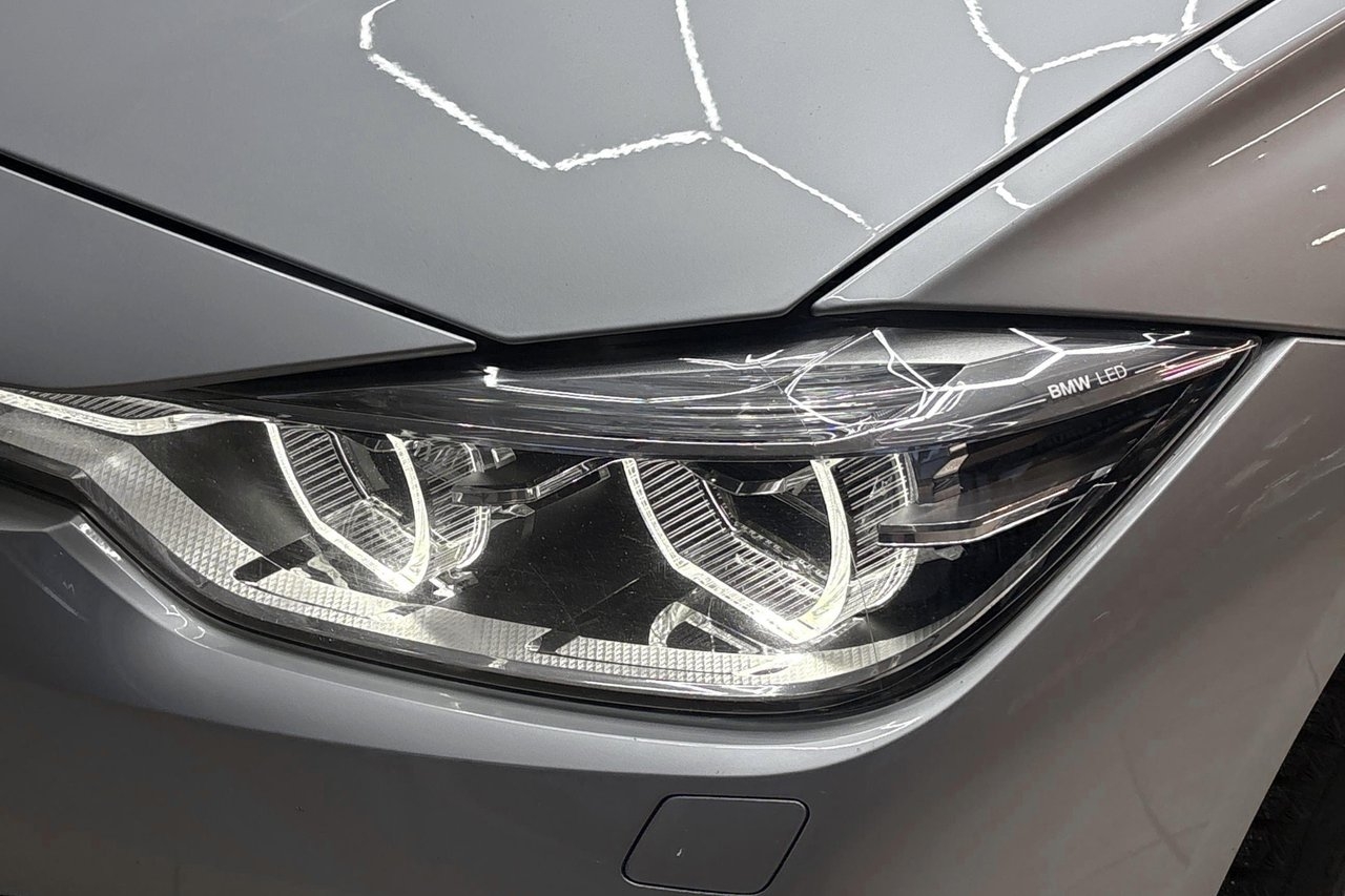 BMW 320 2018, kuva 7/19