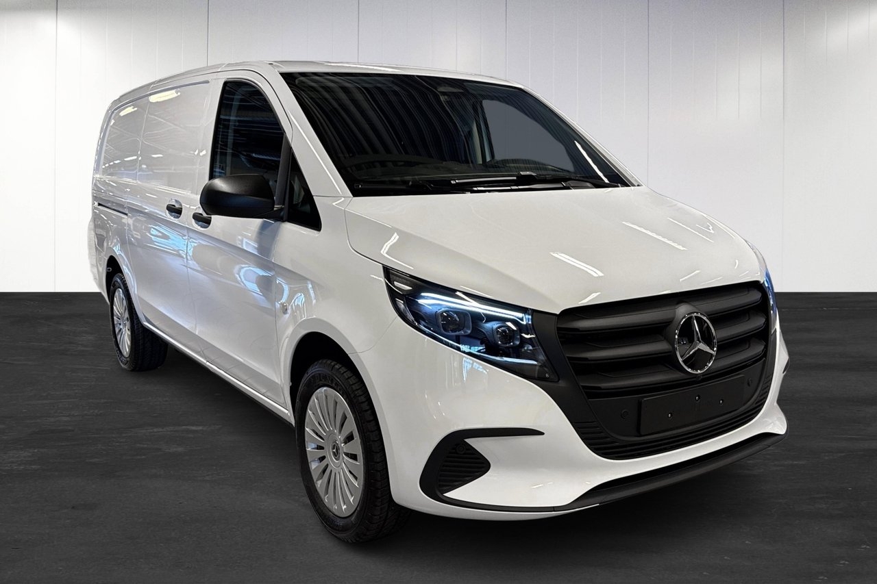 Mercedes-Benz Vito 2026, photo 2/10