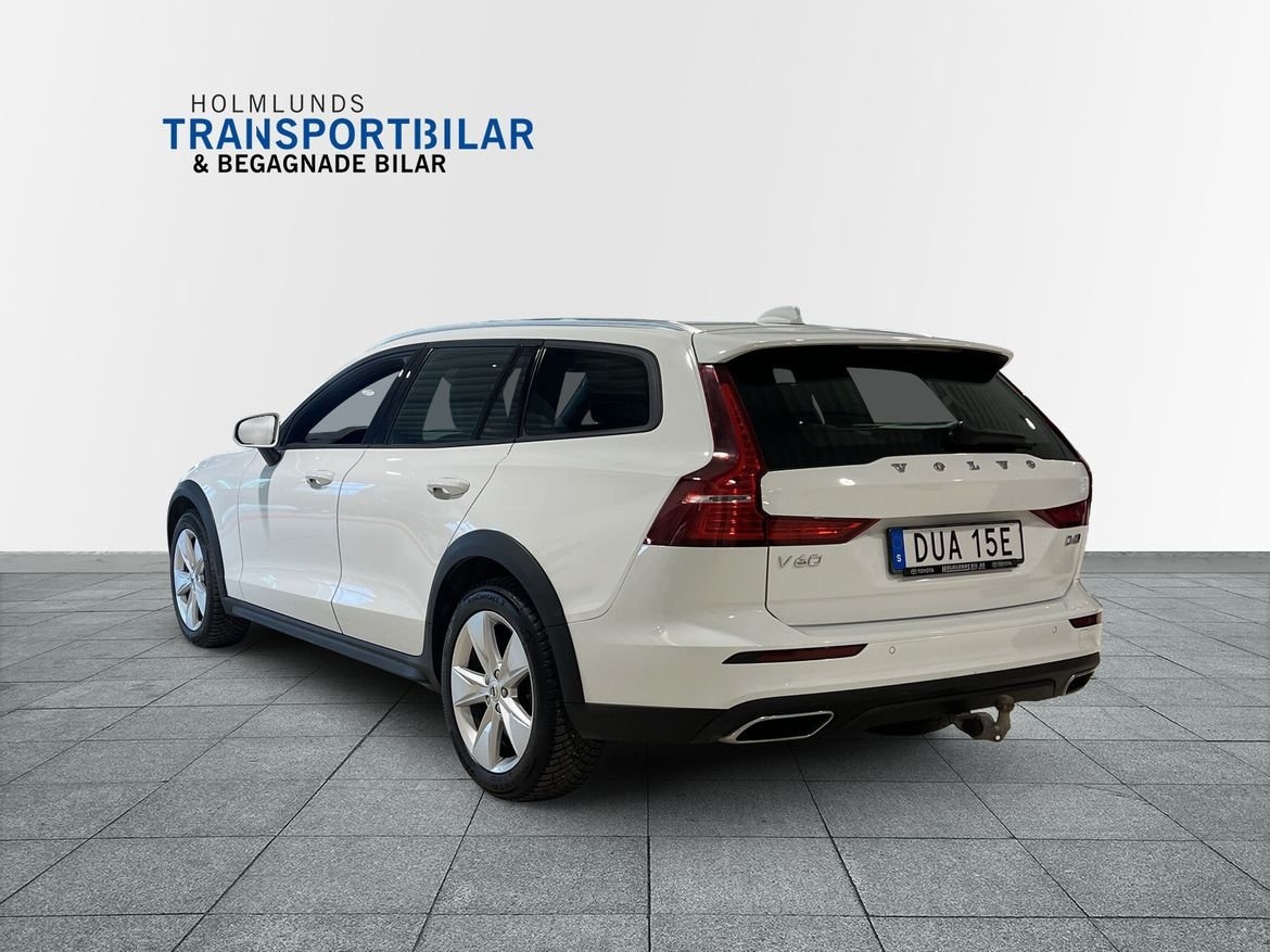 Volvo V60 Cross Country 2020, bild 2/10