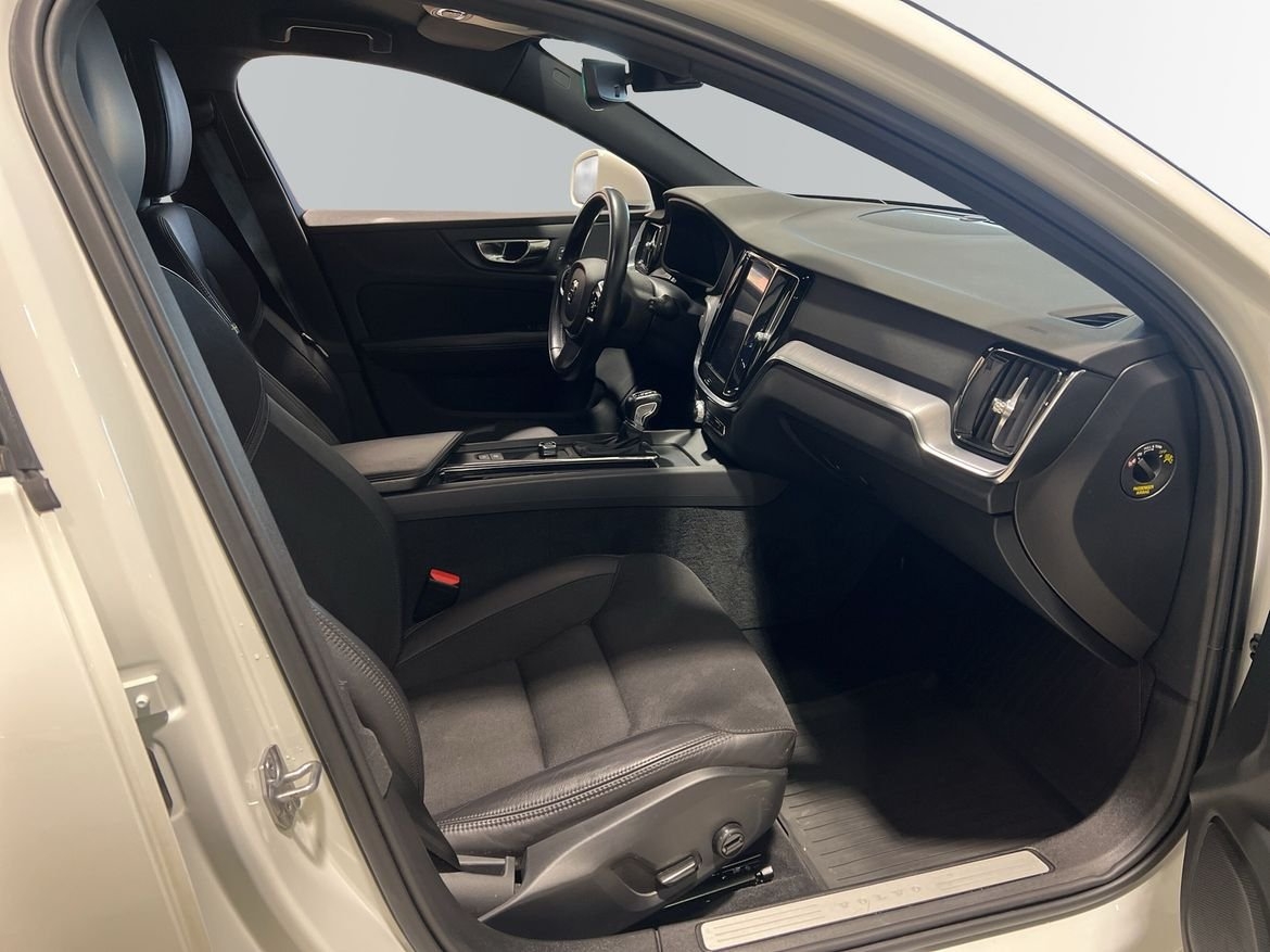 Volvo V60 Cross Country 2020, bild 6/10