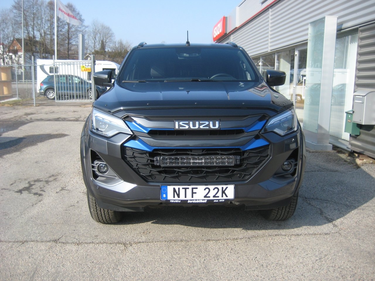 Isuzu D-max EV Crew Cab 66.9 kWh 2025, bild 2/10