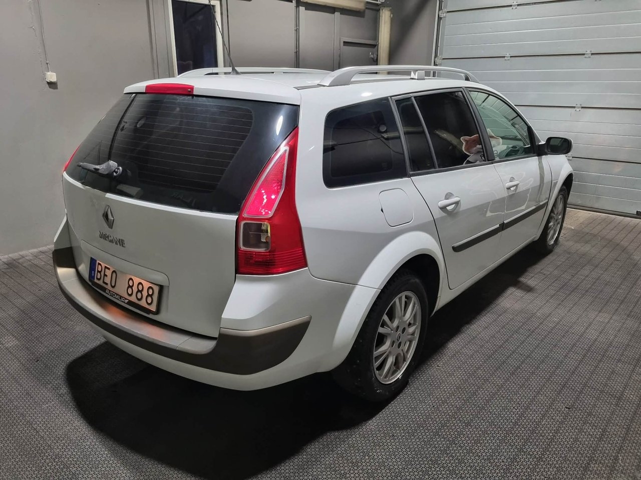 Renault Megane Grandtour 1.6 eco2 2009, bild 7/25