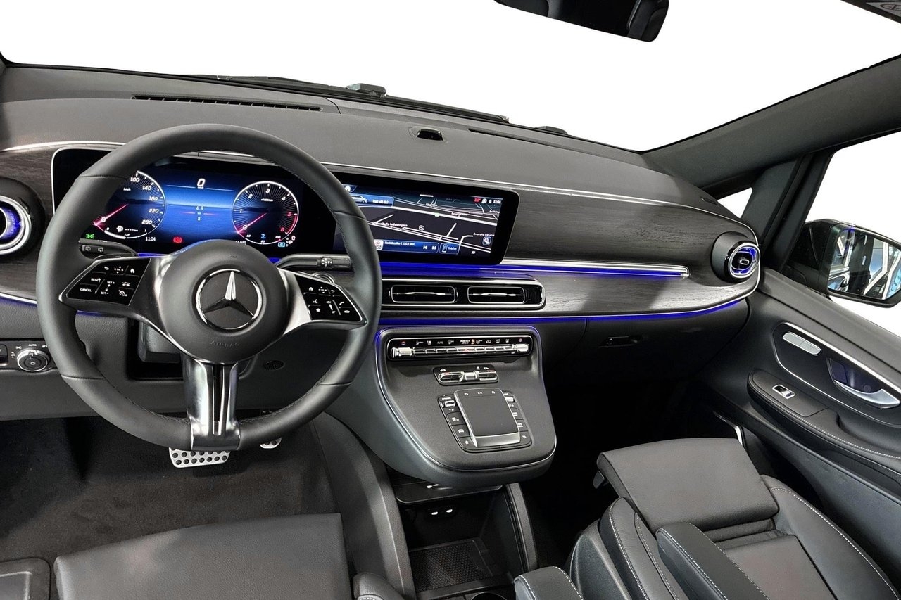 Mercedes-Benz V 300d L AMG 4X4 2026, photo 6/10