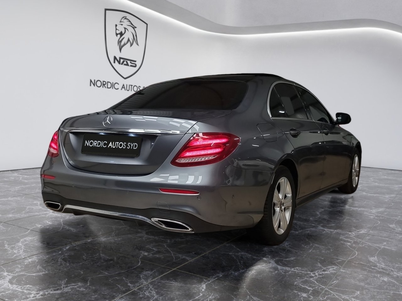 Mercedes-Benz E 2018, bild 5/10