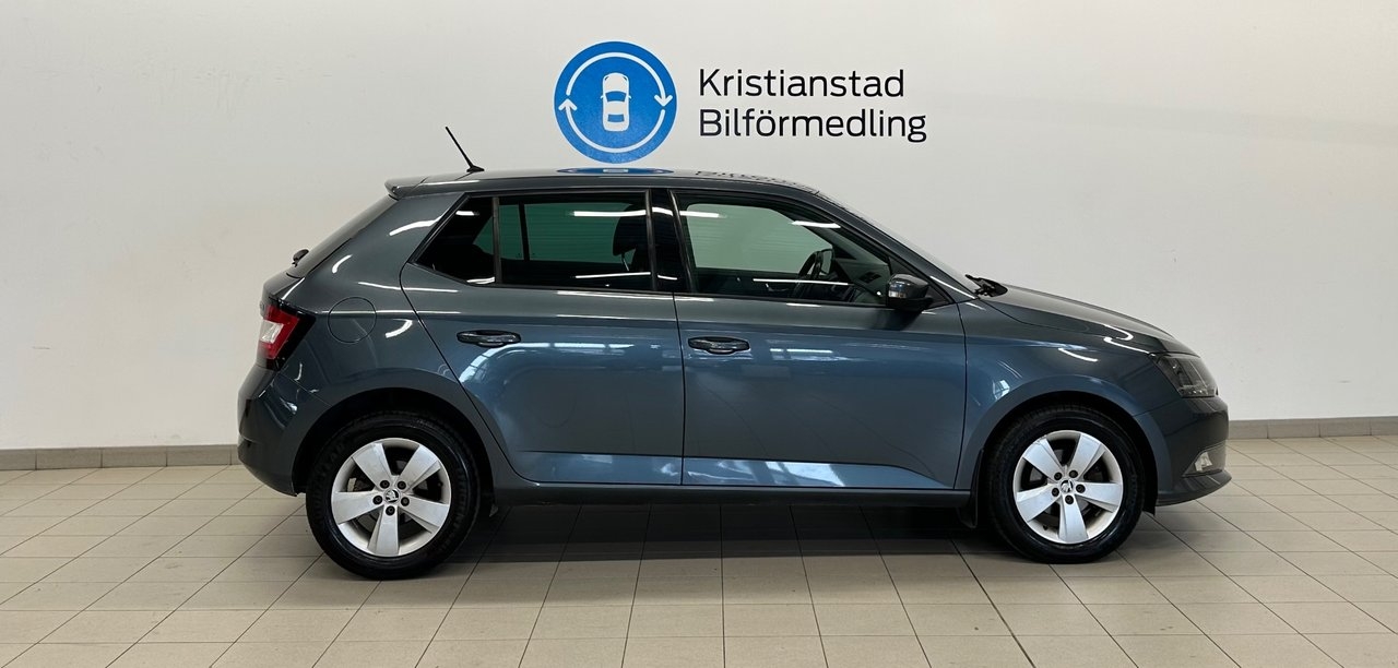 Skoda Fabia 1.2 TSI Apple 2016, bild 4/10