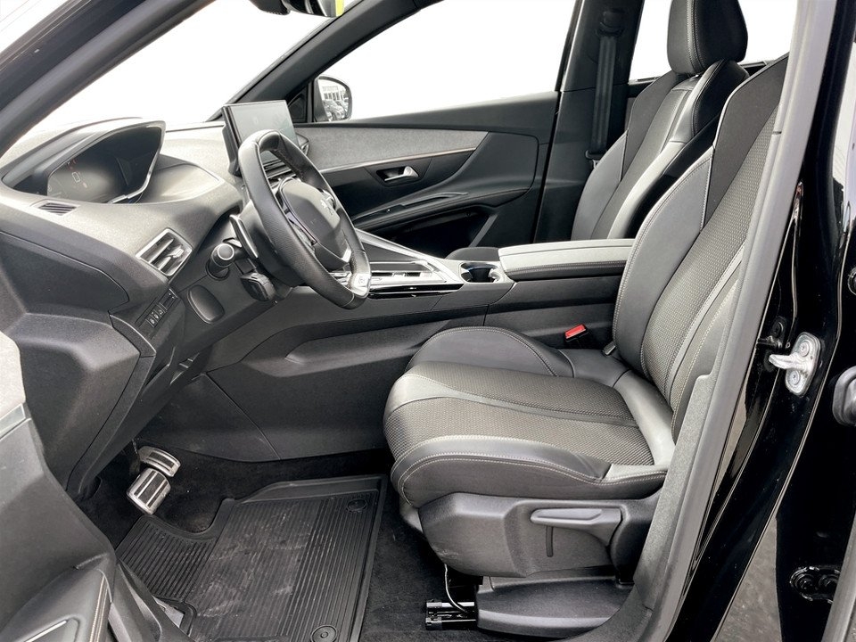 Peugeot 5008 GT 1.2 PT 130hk Aut 2024, bild 5/10