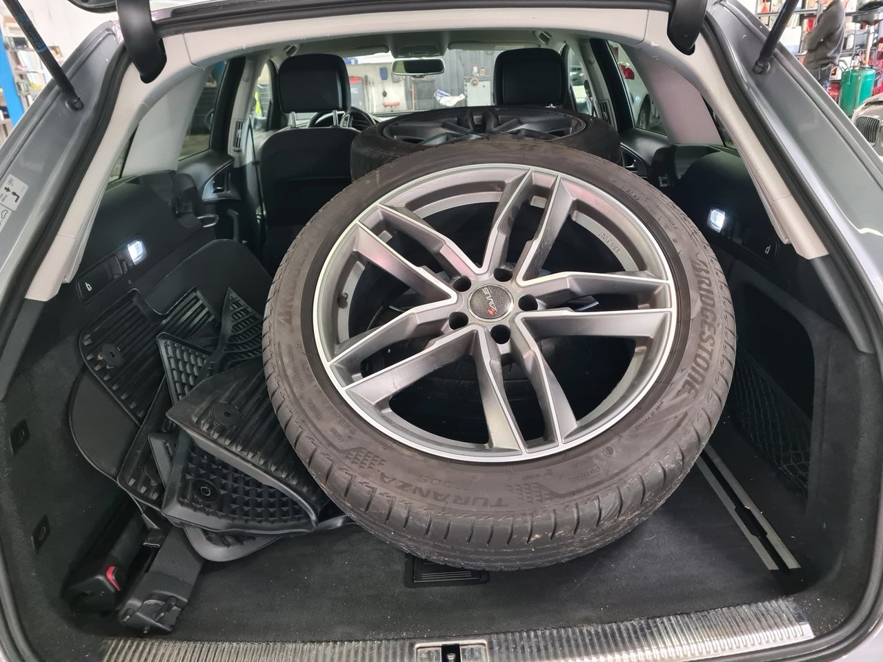 Audi A6 2018, bild 4/5