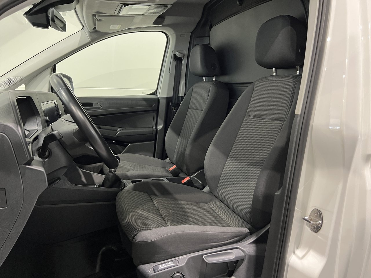Volkswagen Caddy 2023, bild 7/23