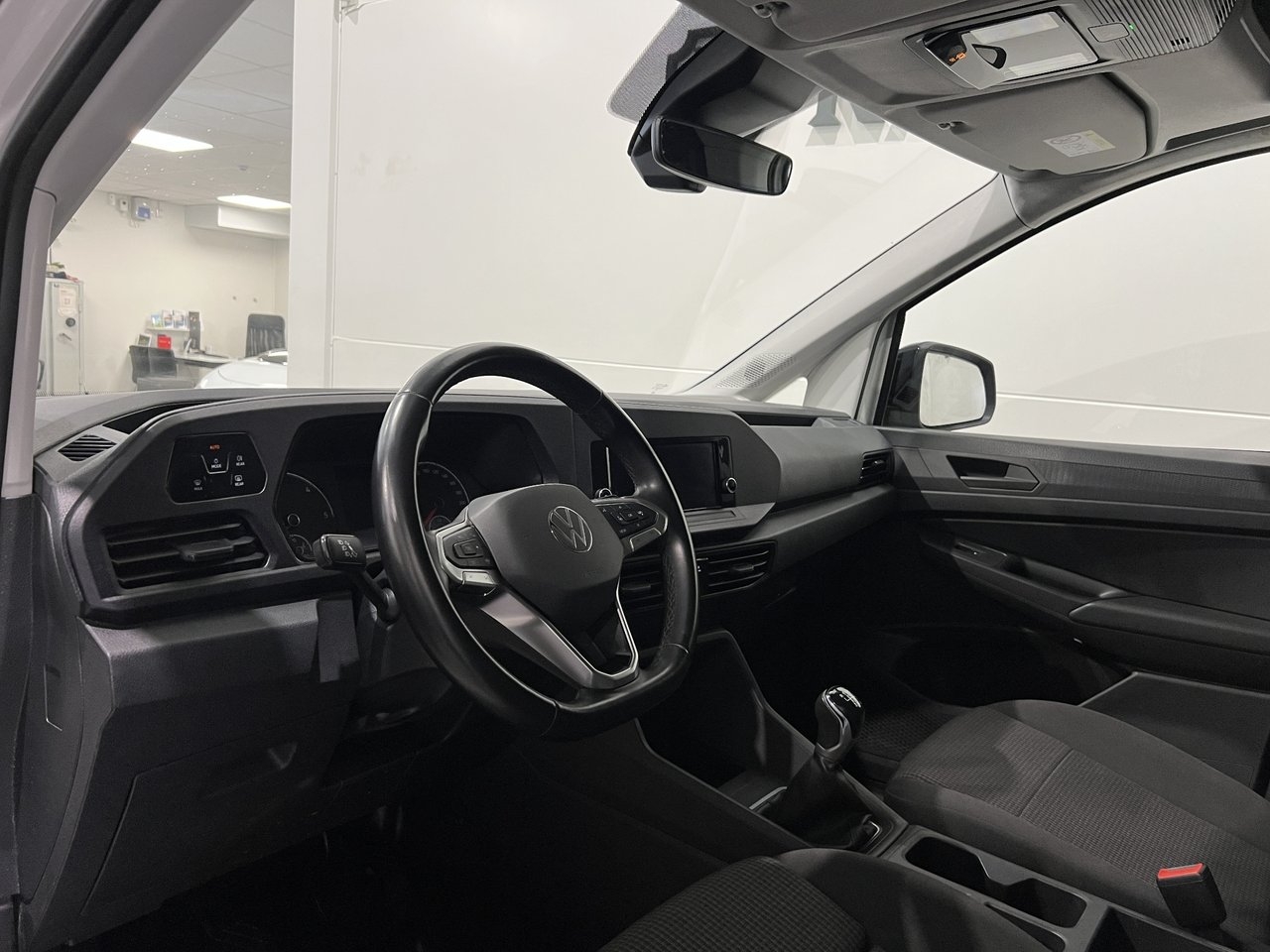 Volkswagen Caddy 2023, bild 6/23