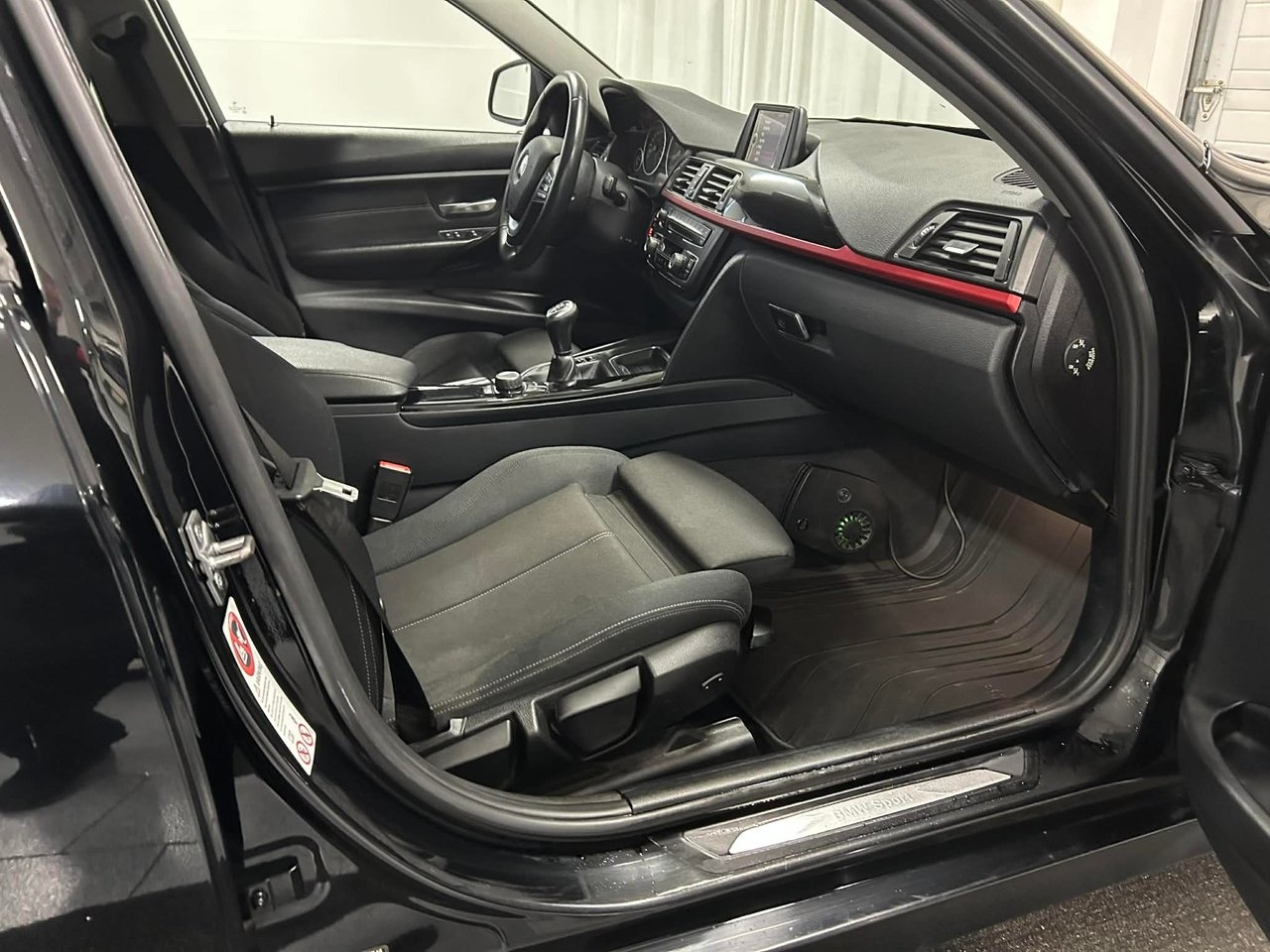 BMW 320 2014, bild 7/16