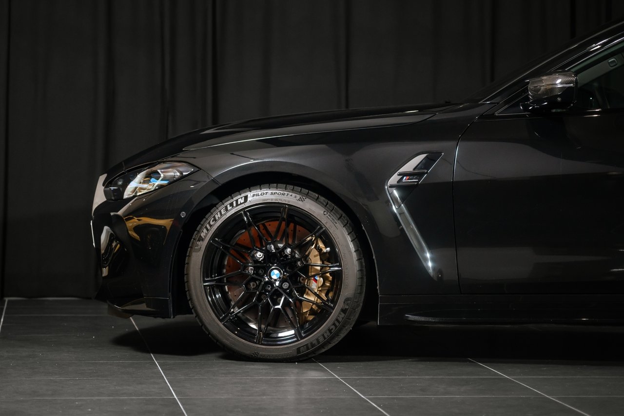 BMW M4 2023, photo 6/10