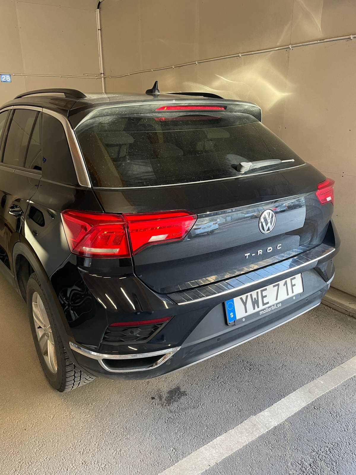Volkswagen T-Roc 2020, bild 2/5