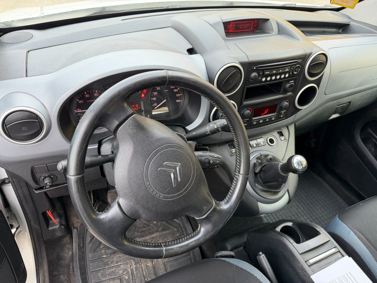 Citroen Berlingo 2011, bild 7/9