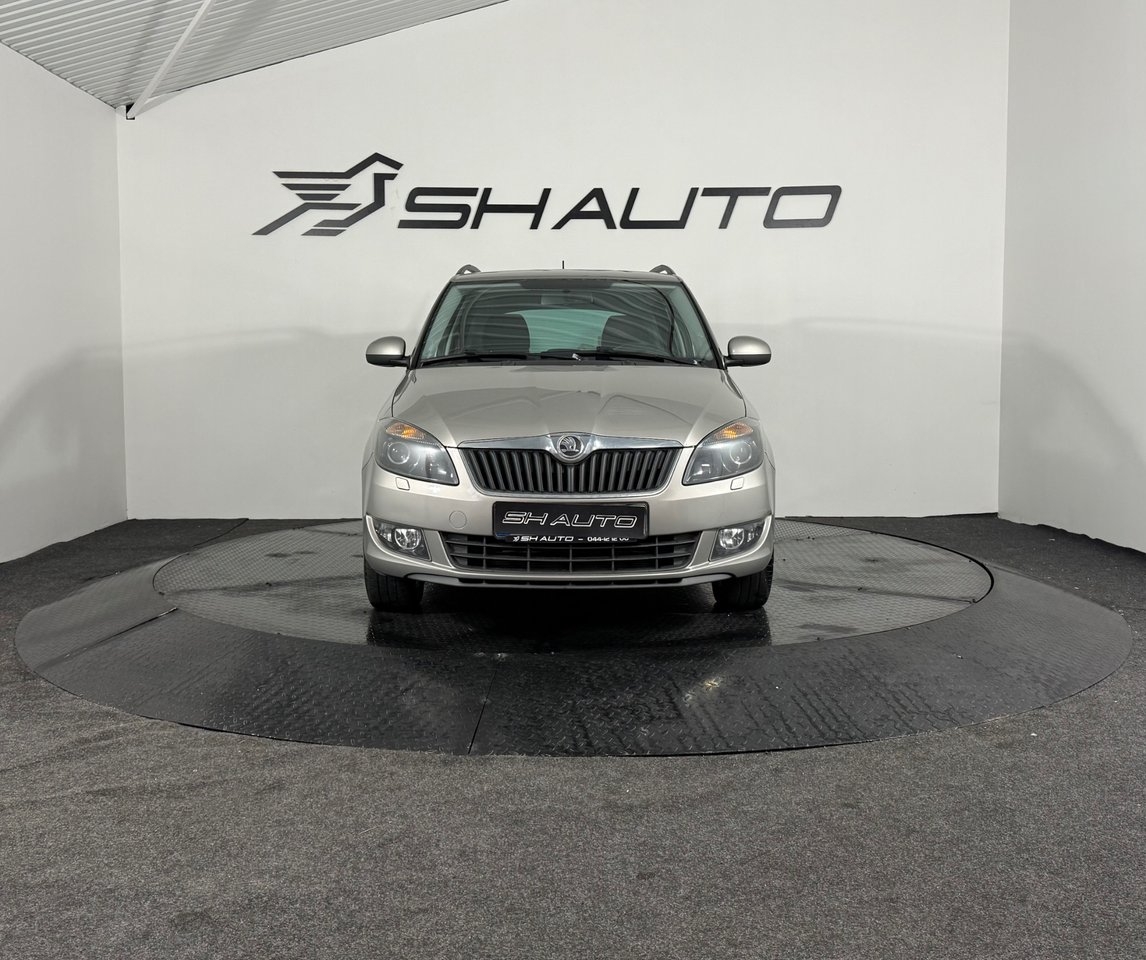 Skoda Fabia Kombi 1.2 TSI Ambition 2014, bild 2/10