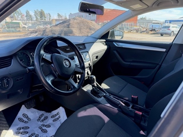 Skoda Octavia Kombi 1.6 TDI Euro 5 2015, bild 5/5