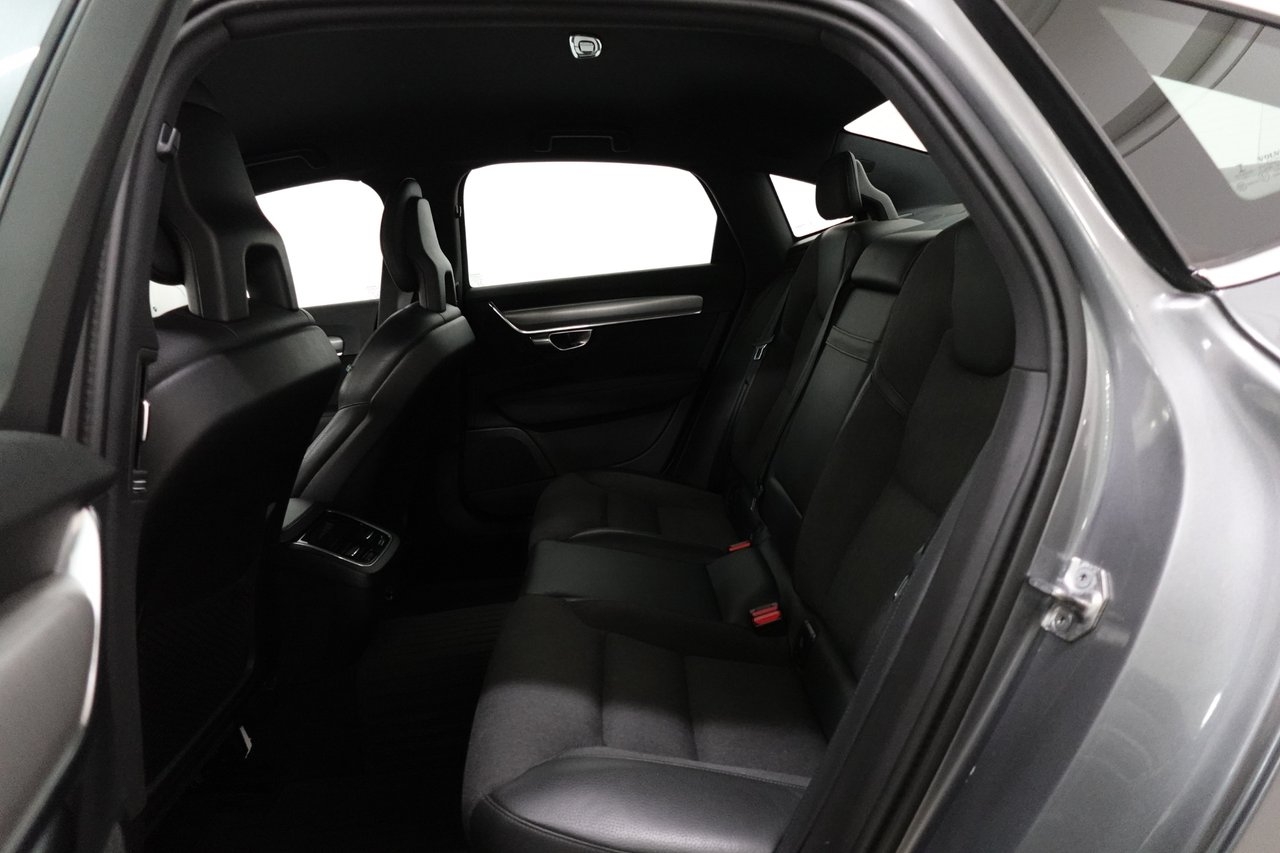 Volvo S90 2018, photo 4/10