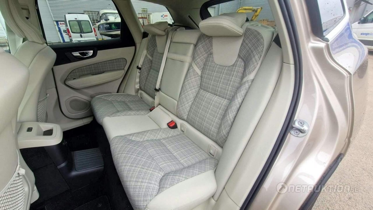Volvo XC60 2023, bild 7/10