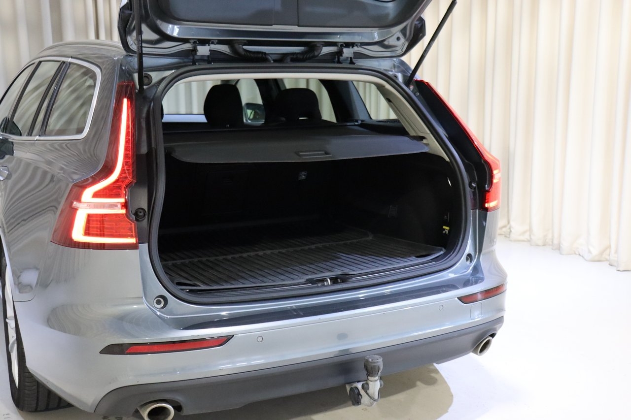 Volvo V60 D4 190HK Momentum 2019, bild 7/27
