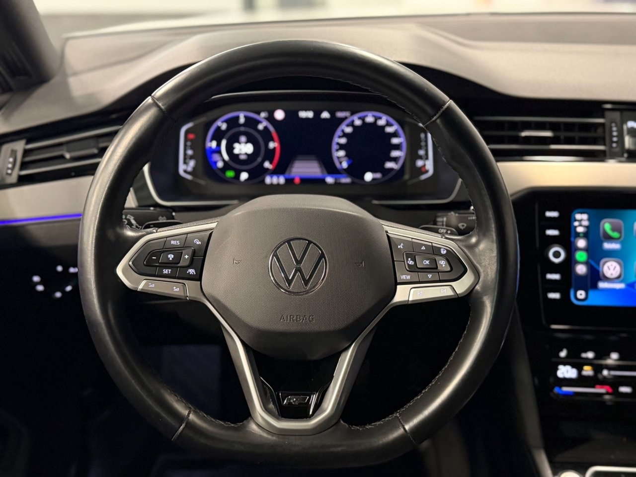 Volkswagen Passat 2022, bild 6/10