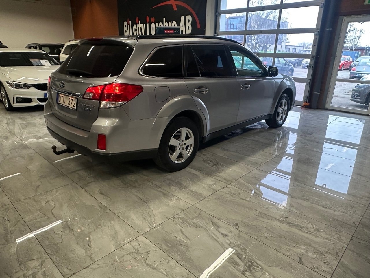 Subaru Outback 2011, kuva 5/10