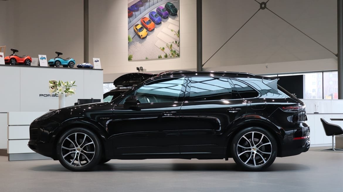 Porsche Cayenne Platinum Edition 2023, bild 7/10