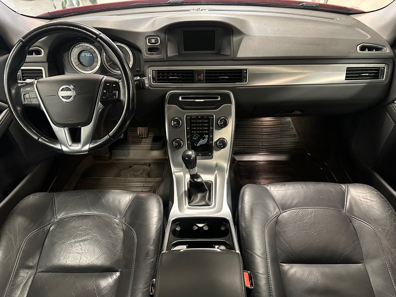Volvo V70 2013, kuva 7/13