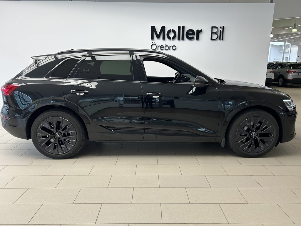 Audi Q8 e-tron 2024, photo 4/25