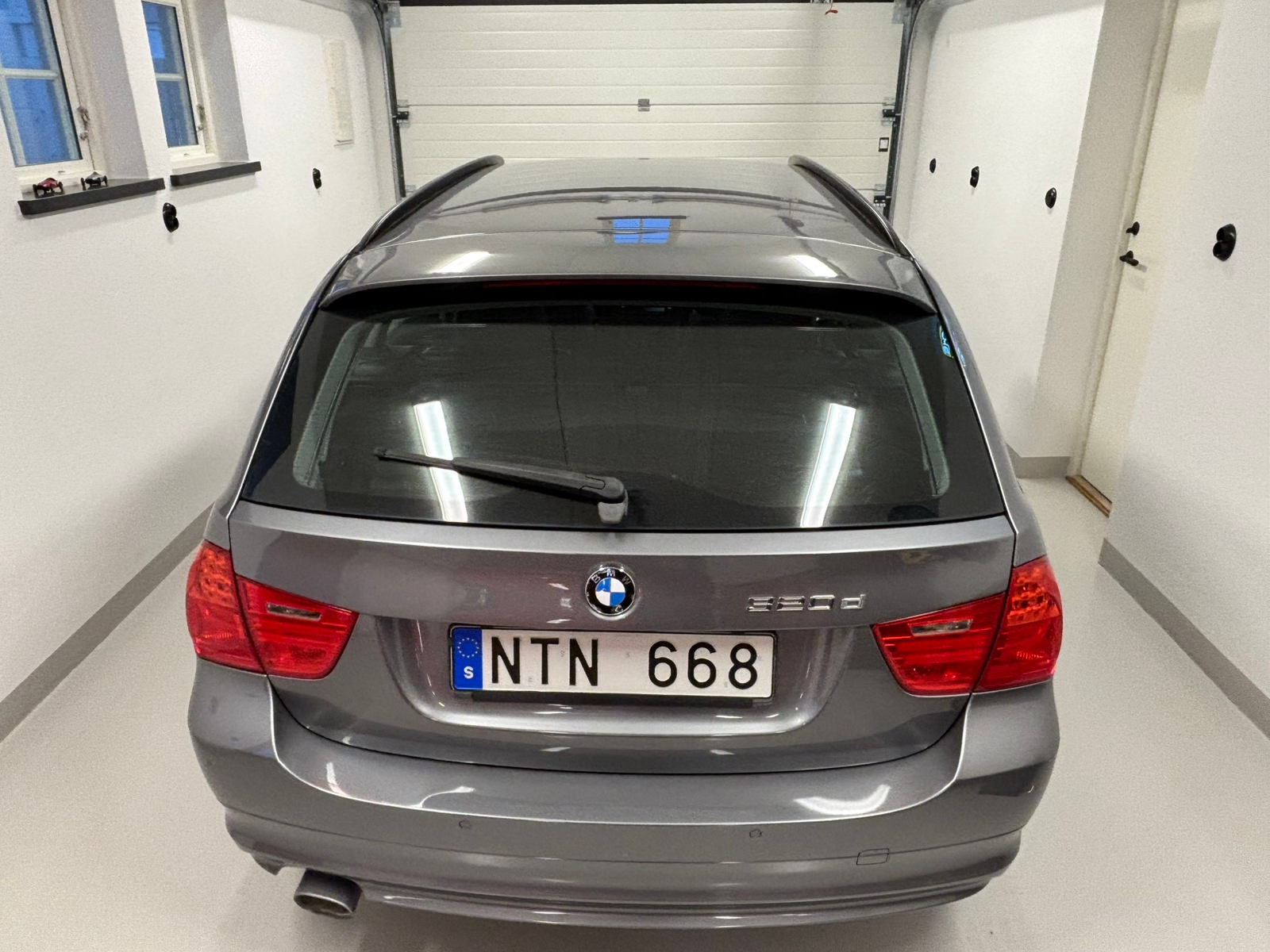 BMW 320 d Touring Manuell 2011, bild 6/10