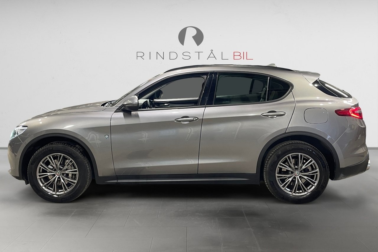 Alfa Romeo Stelvio 2017, photo 4/10