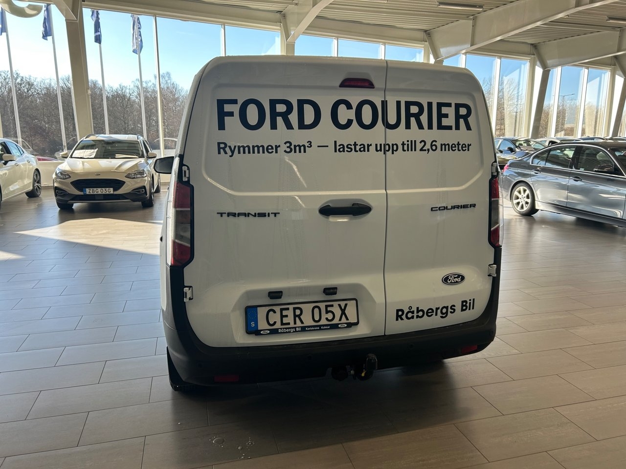 Ford Transit Courier 2026, bild 4/10