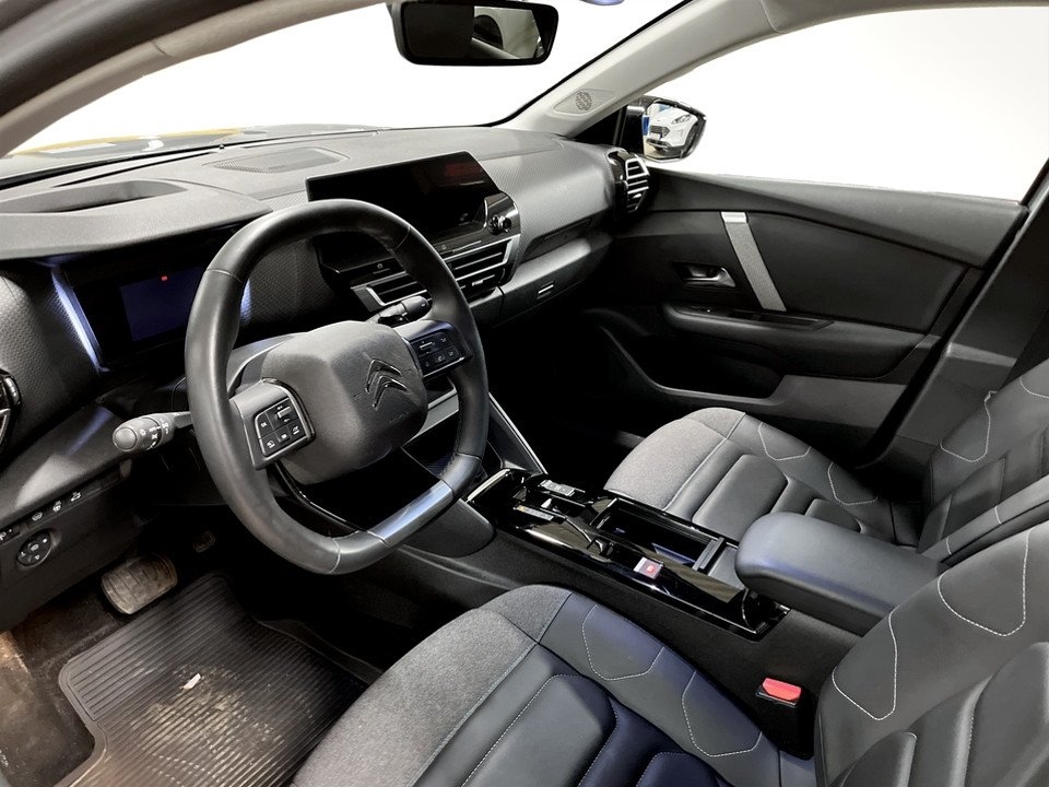 Citroen C4 X Shine 1.2 PT 130hk Aut 2023, bild 5/10