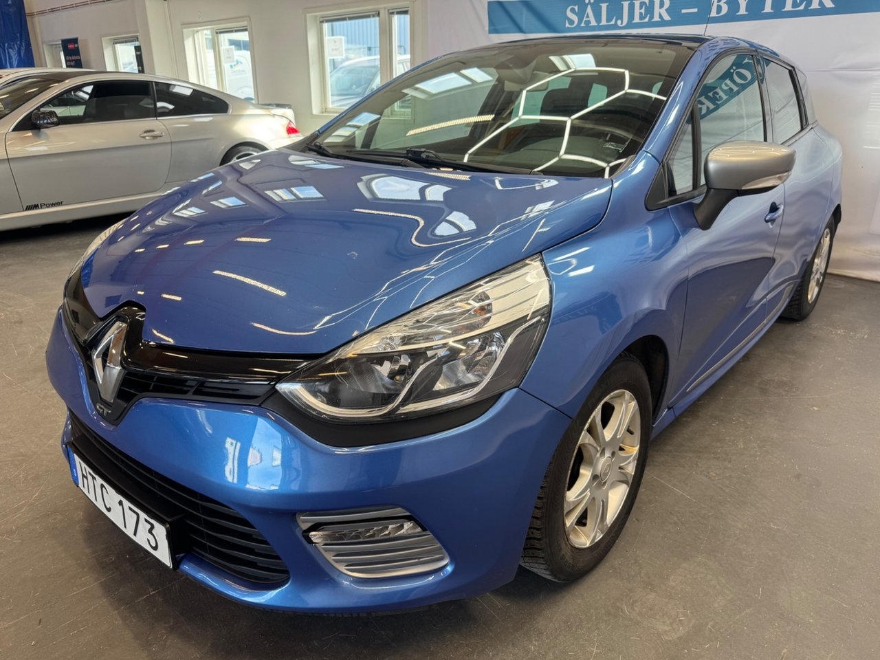 Renault Clio Sport Tourer 1.2TCe EDC GT 2015, bild 4/24