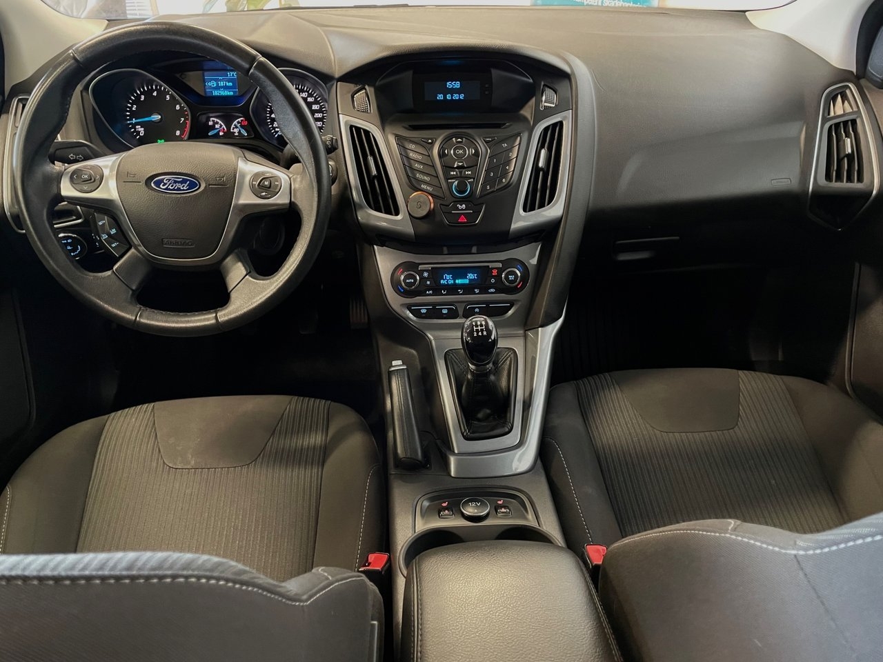 Ford Focus 1.0 EcoBoost Titanium/Bes 2013, kuva 5/10