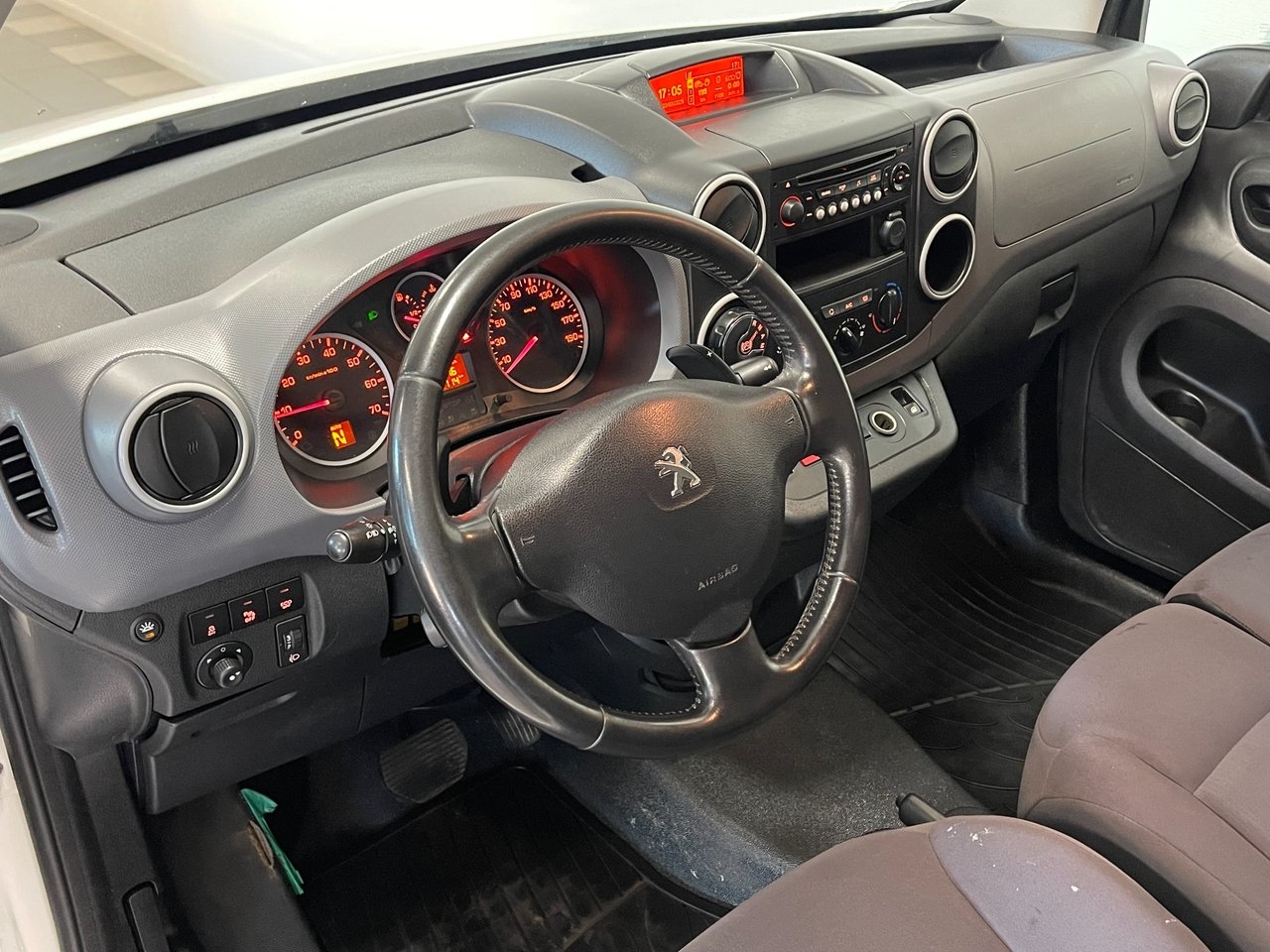 Peugeot Partner 2016, bild 7/10