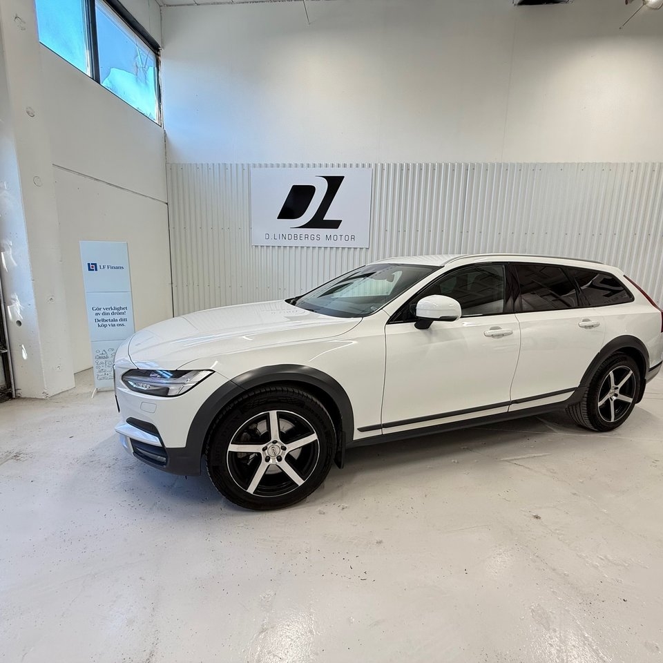 Volvo V90 Cross Country Inscription Pro 2019, kuva 2/8