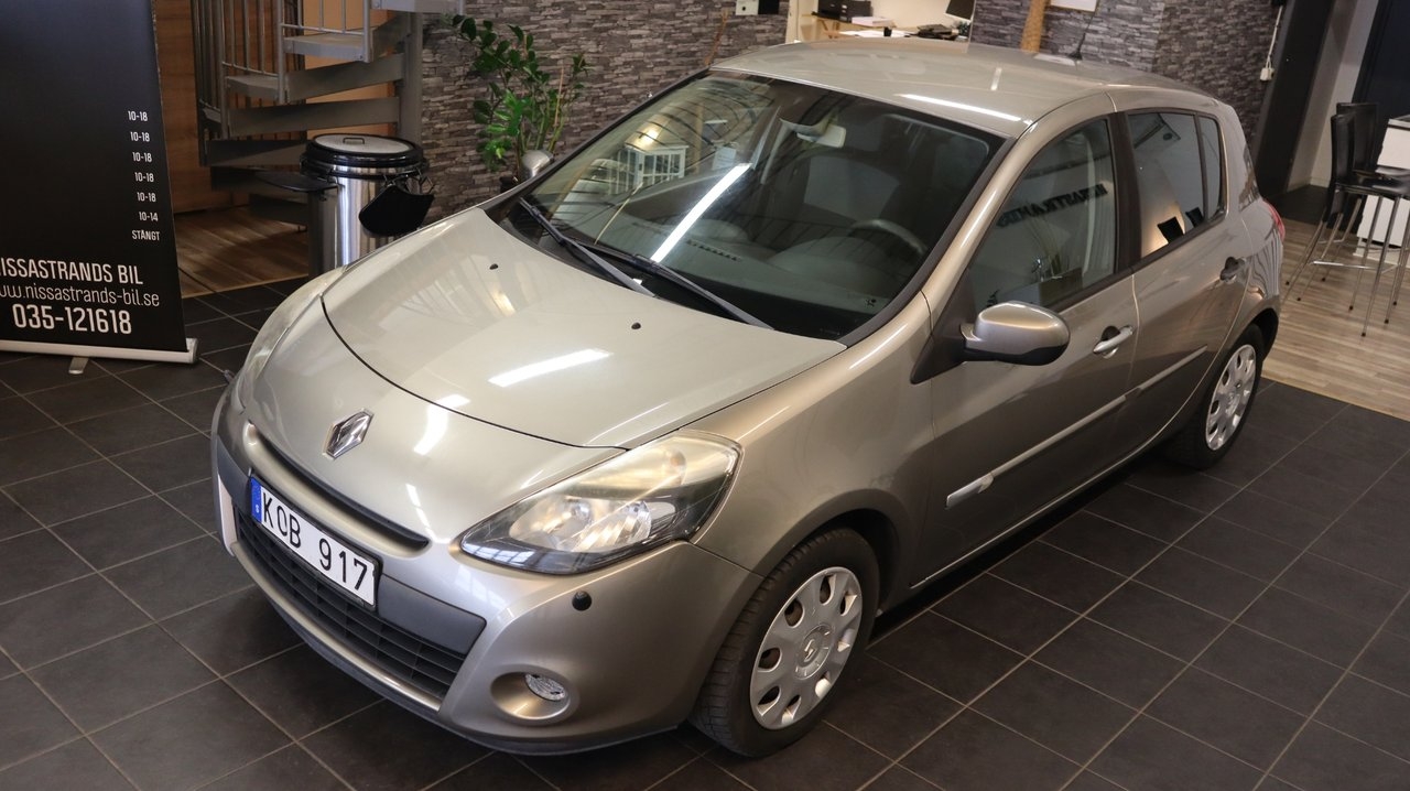 Renault Clio 2010, photo 2/6