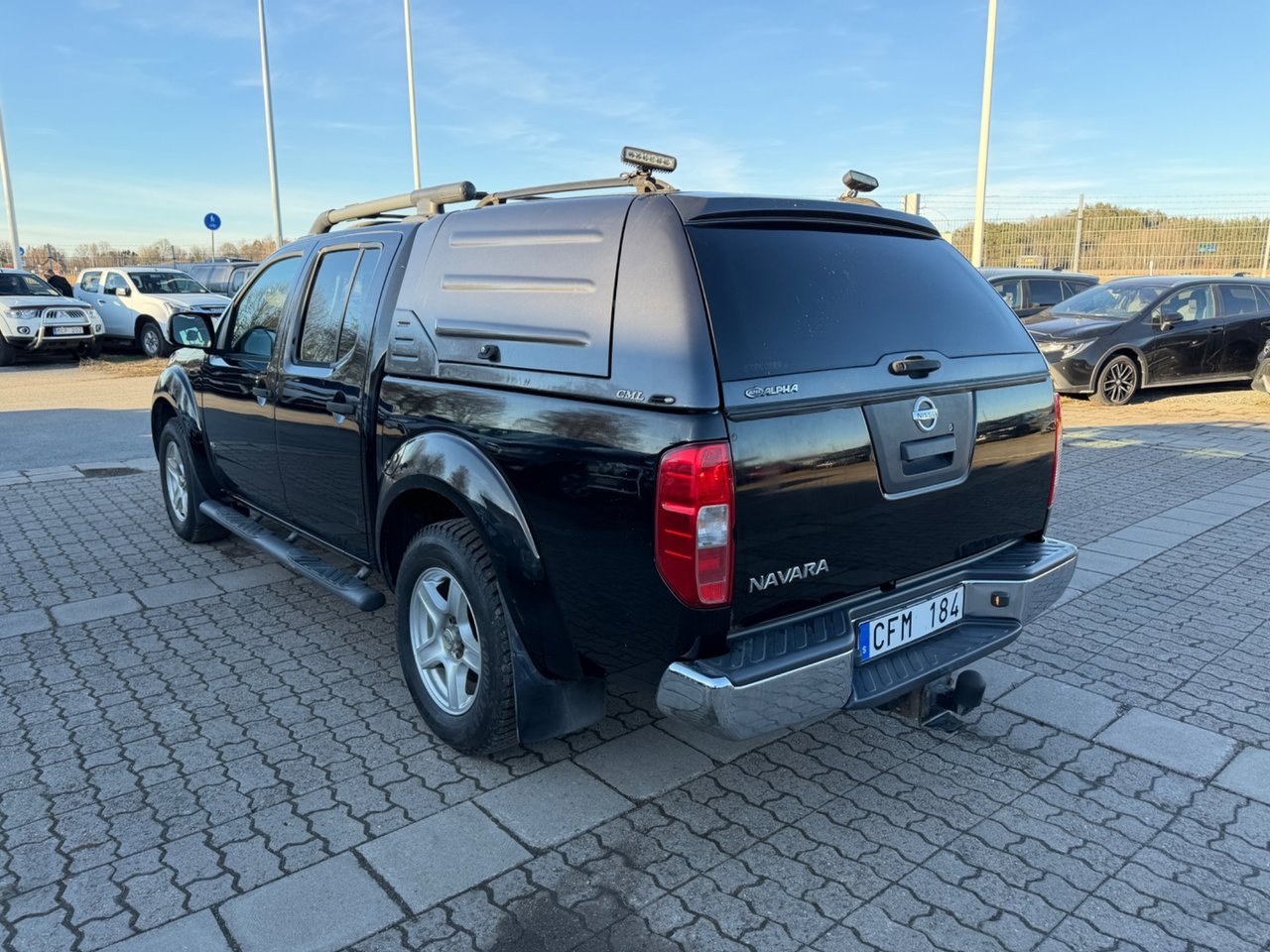 Nissan Navara 3.0dCi V6 4X4 LÄDER 2012, bild 2/10