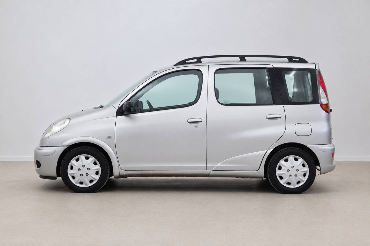 Toyota Yaris Verso 2005, photo 4/19