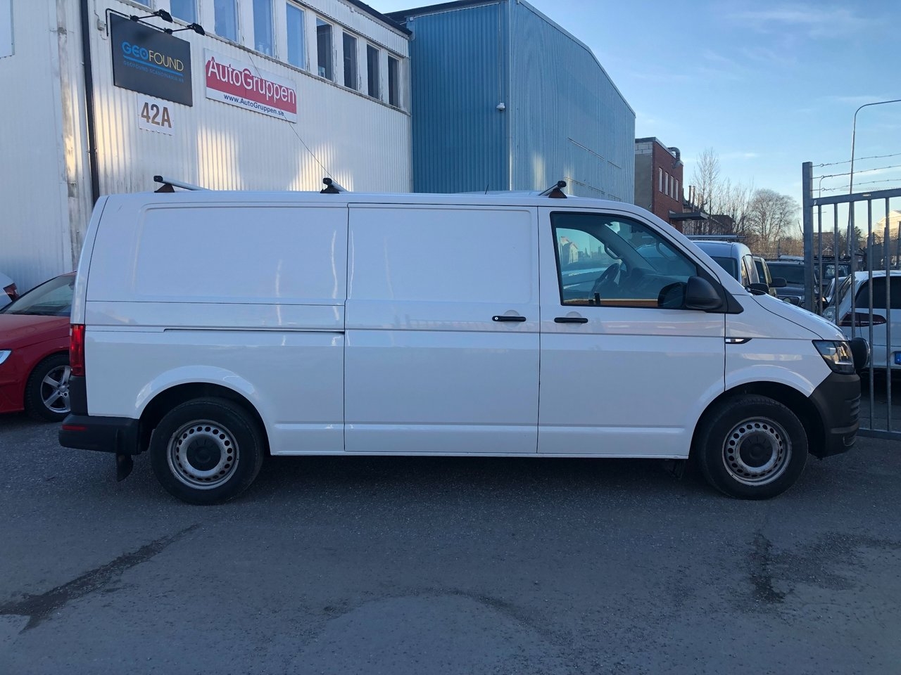 Volkswagen Transporter 2019, bild 3/24
