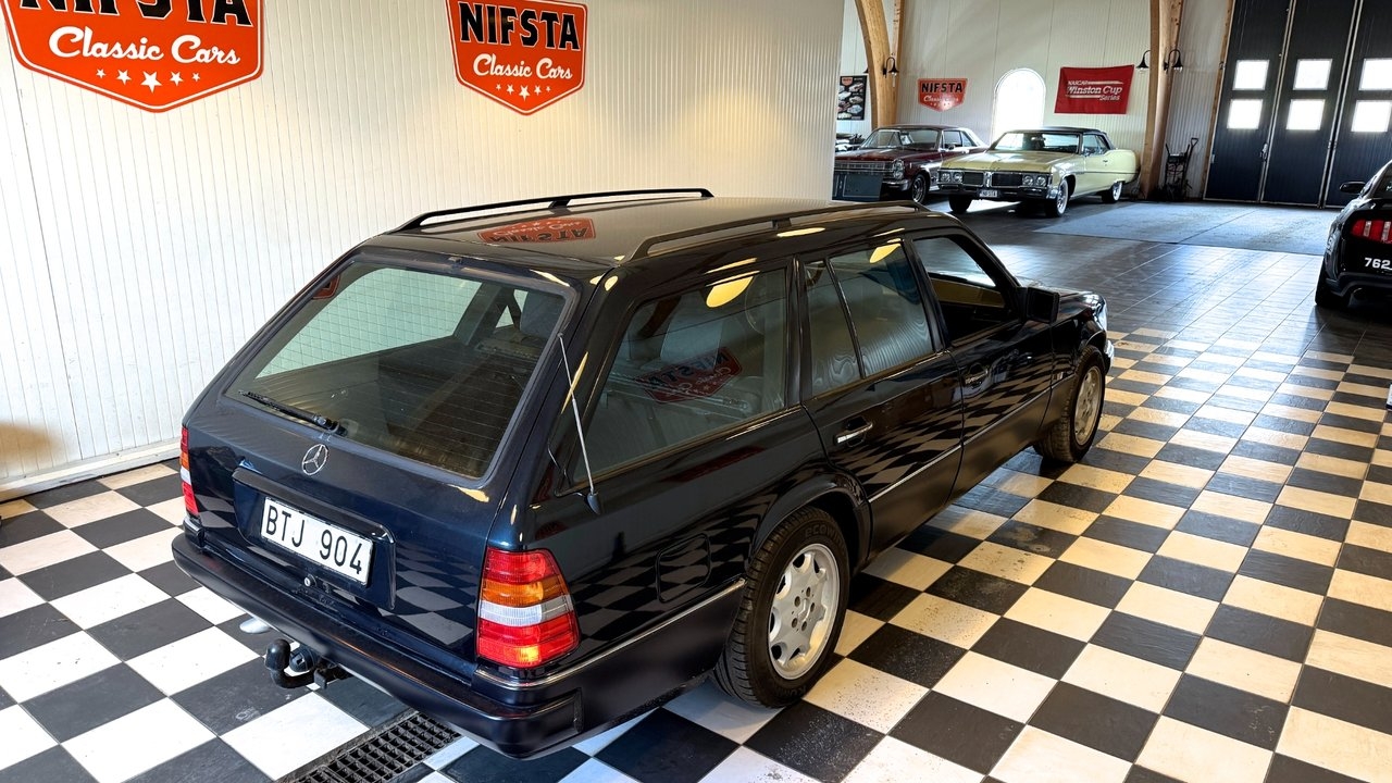Mercedes-Benz E 200 TE / Rostfri 1996, bild 7/10