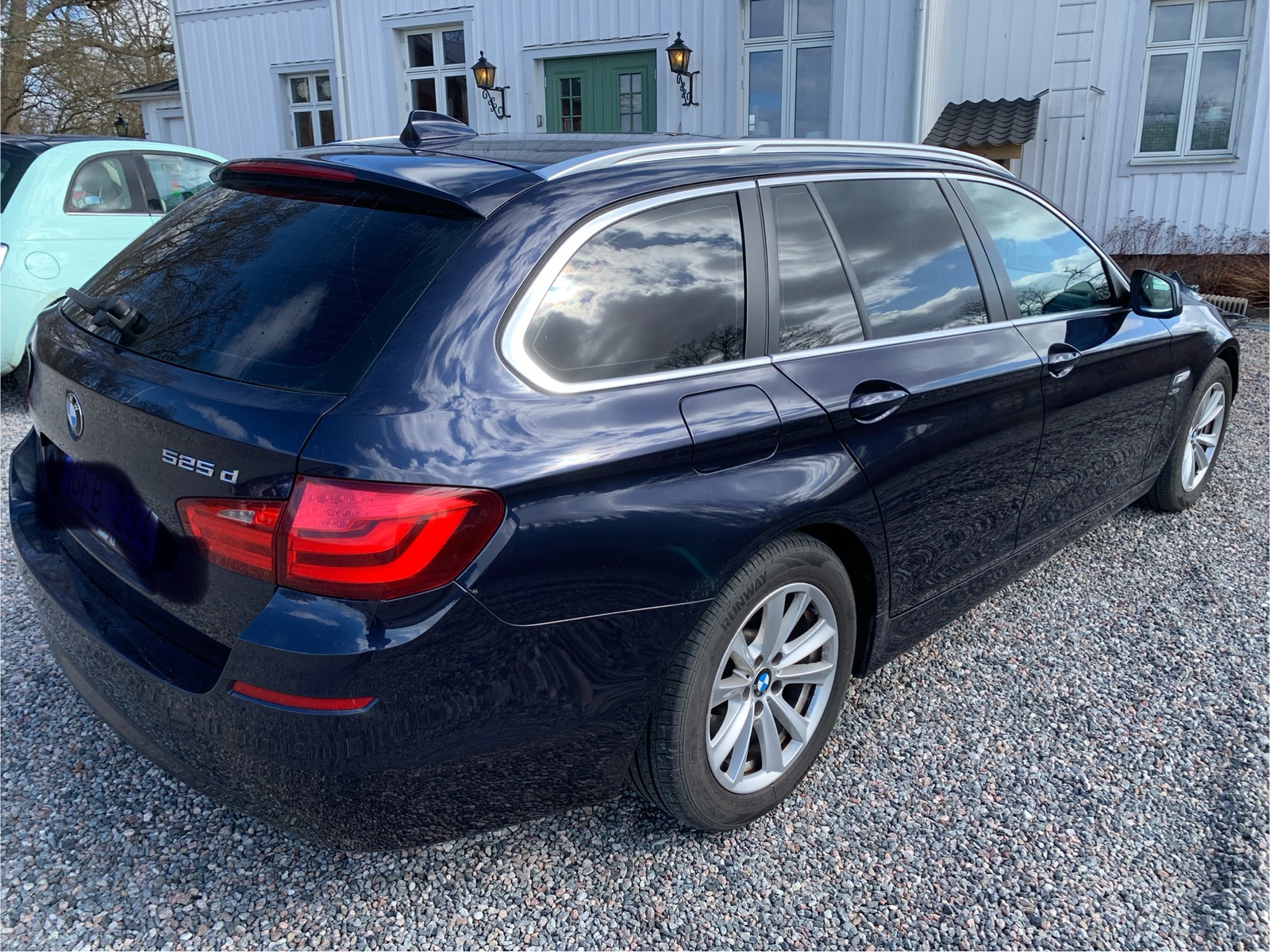 BMW 525 d xDrive Touring Steptronic 2012, bild 2/6