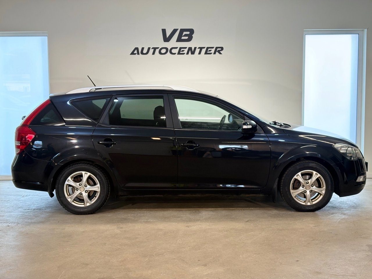 Kia Ceed cee'd_sw 1.6 CRDi ECO Euro 4 2010, bild 6/10