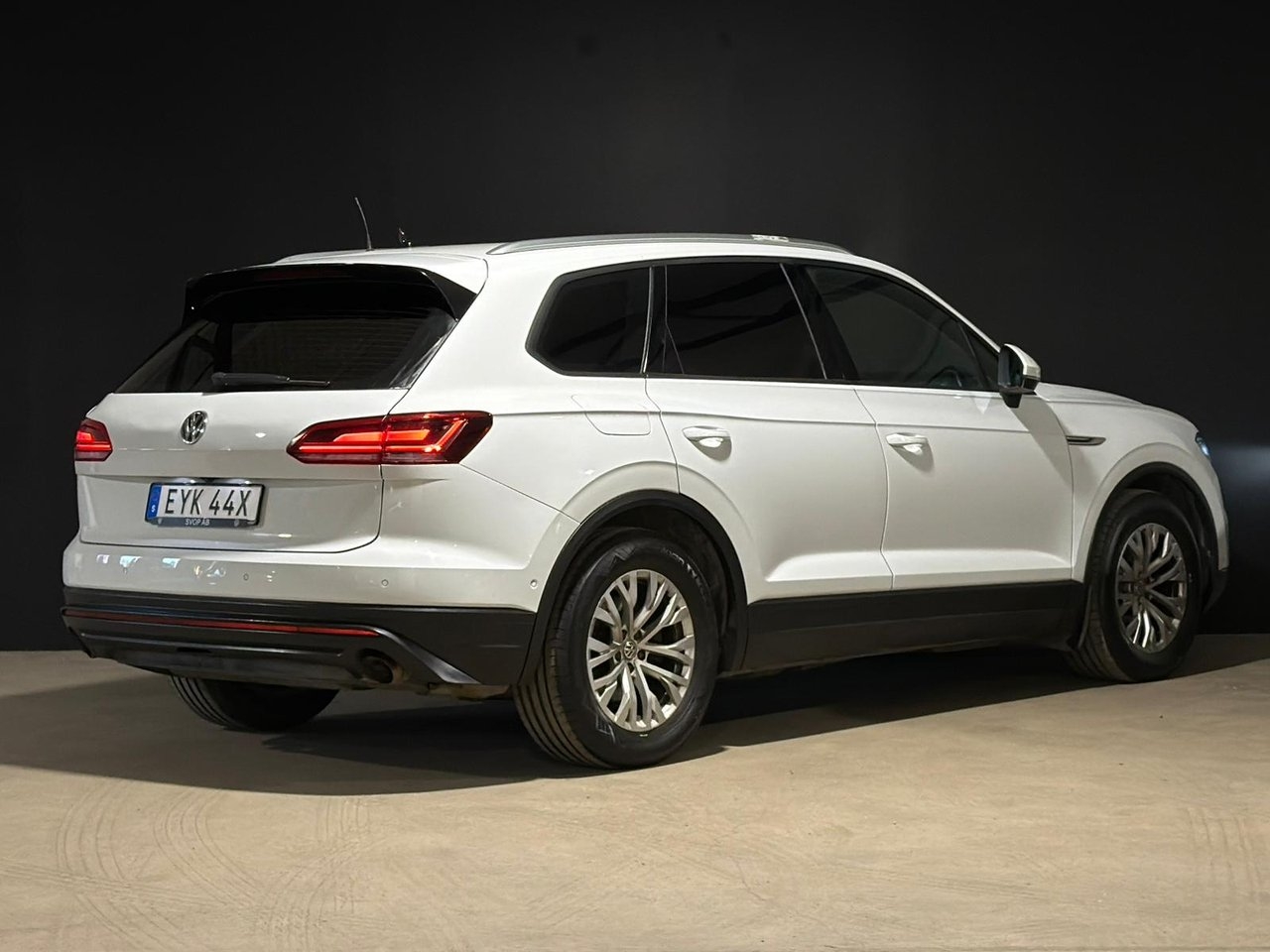 Volkswagen Touareg 3.0 V6 4 Motion 2020, bild 4/15