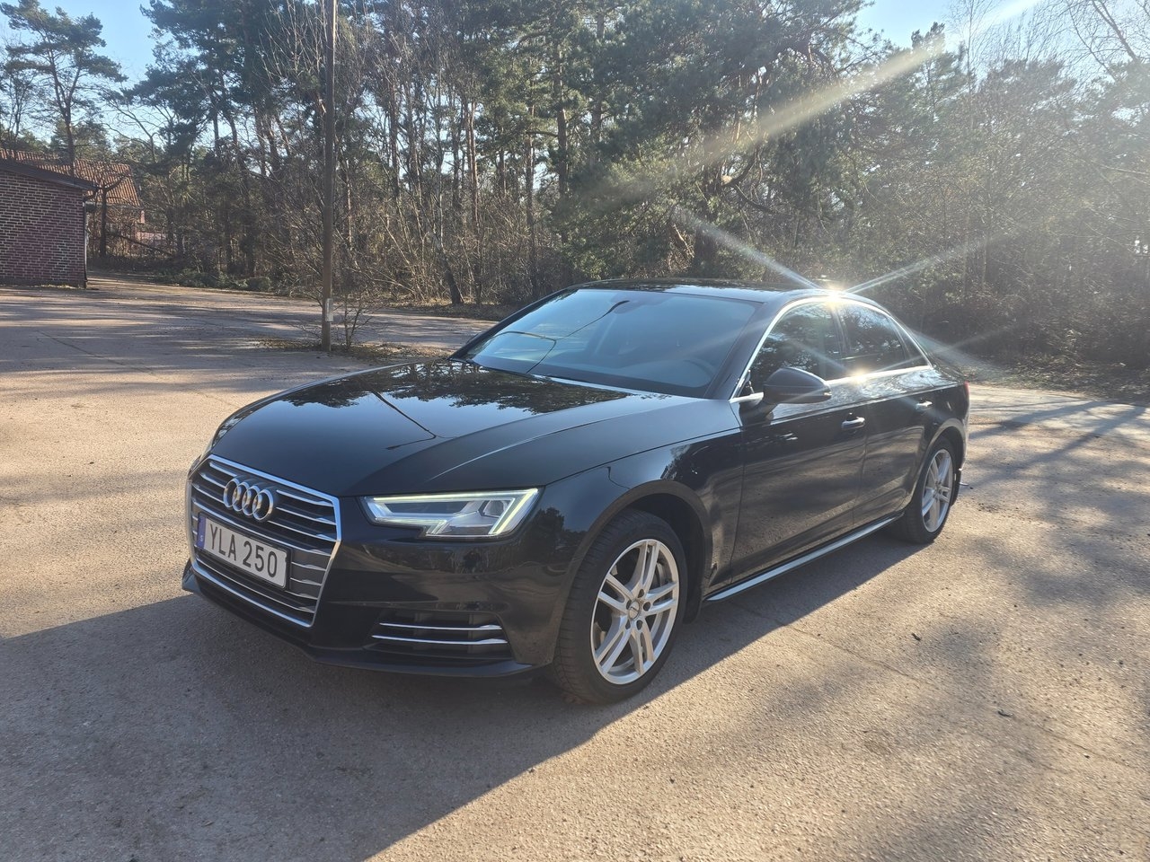 Audi A4 2017, bild 2/15