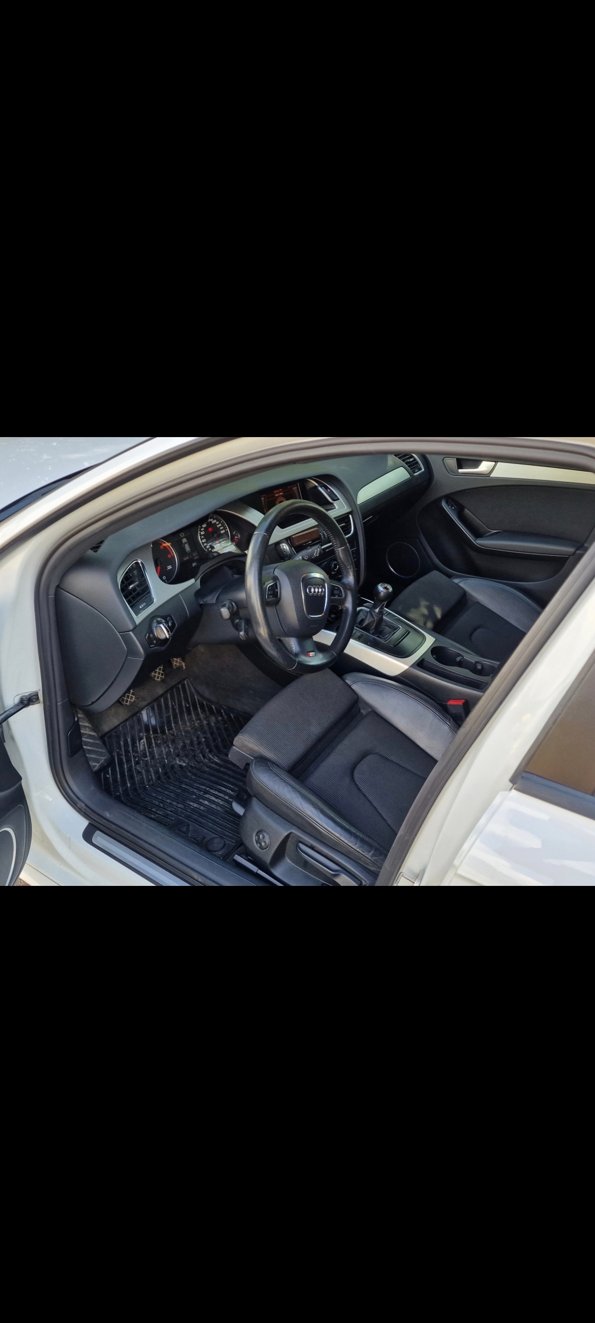 Audi A4 2.0 TDI S line 2010, bild 6/7