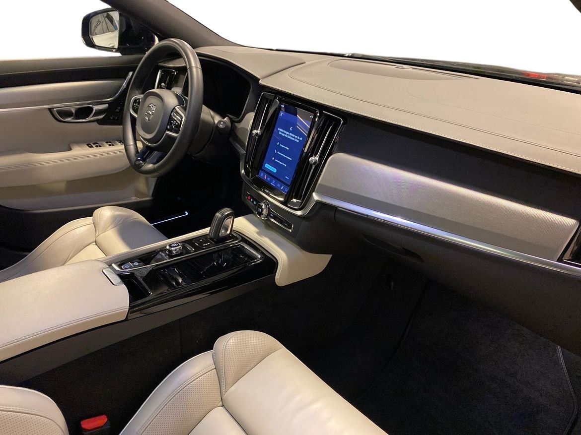 Volvo V90 Recharge T6 R-Design 2022, bild 4/10